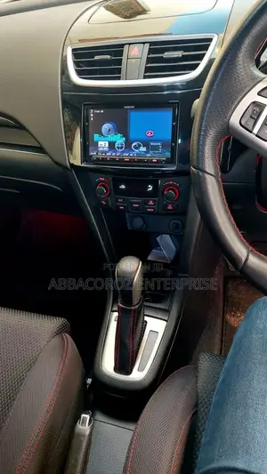 Suzuki Swift 2015 Black
