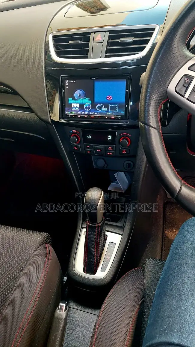 Suzuki Swift 2015 Black