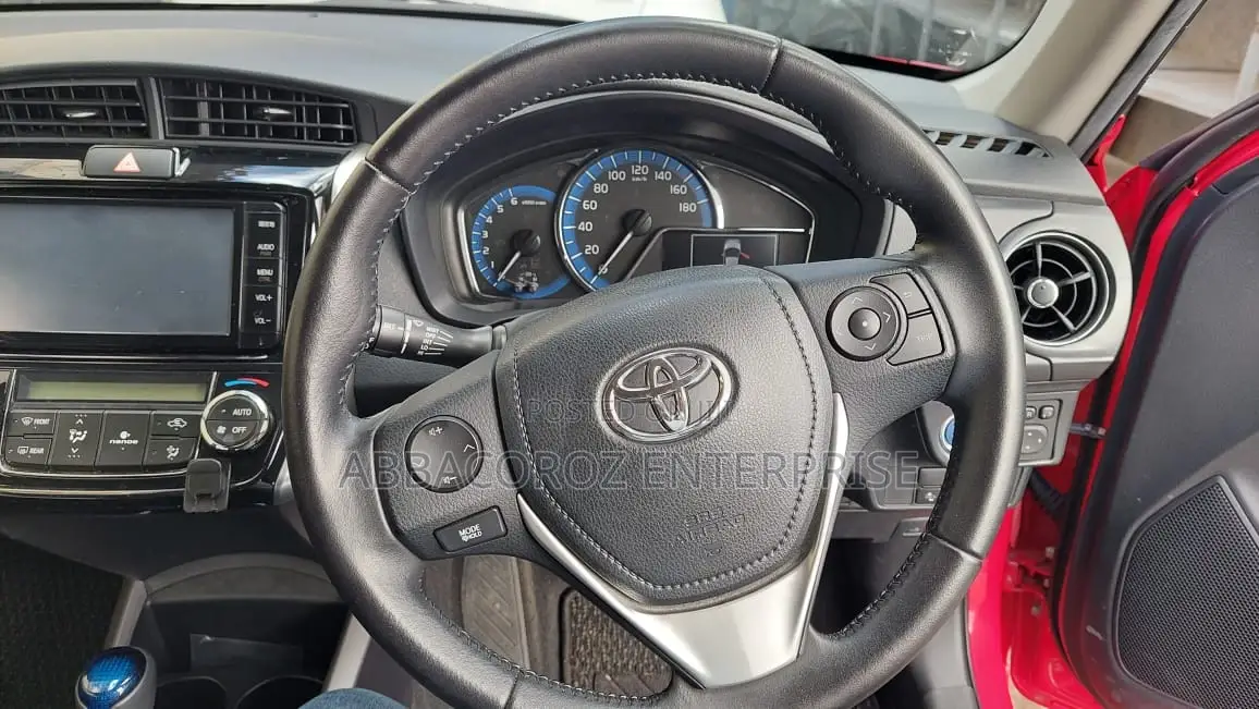 Toyota Corolla Fielder 2015 Red