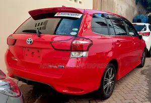Toyota Corolla Fielder 2015 Red