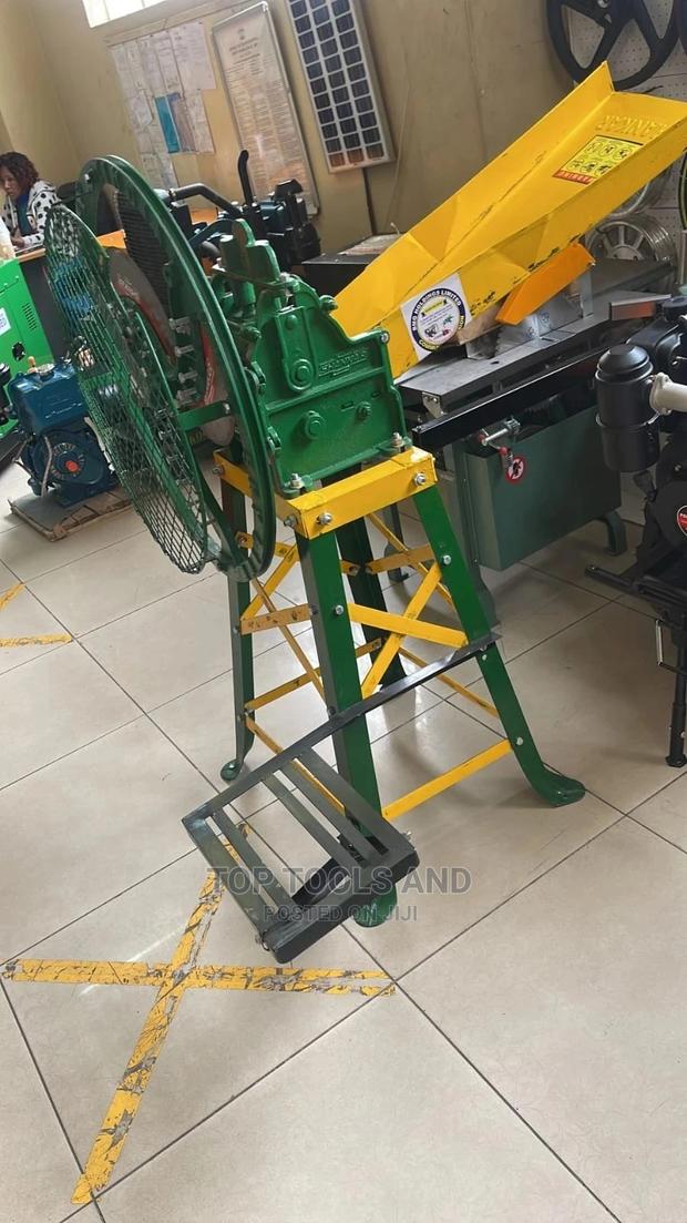 3 Blade Chaff Cutter - thumbnail 2