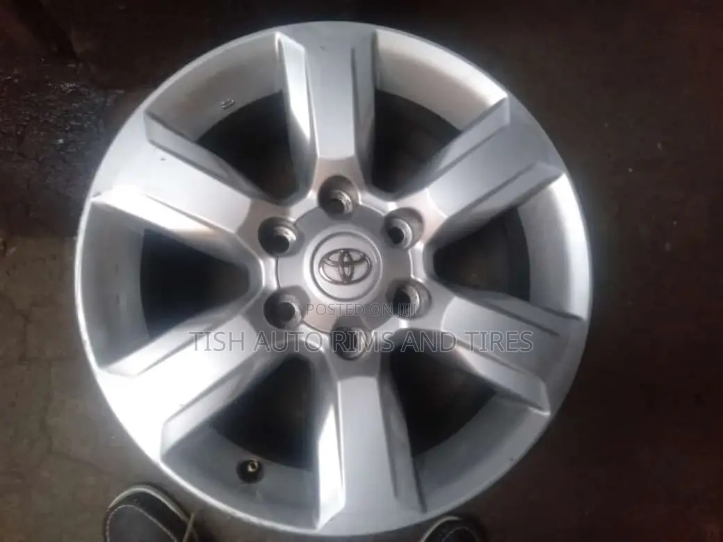 Size 17 Inch Original Land Cruiser Prado