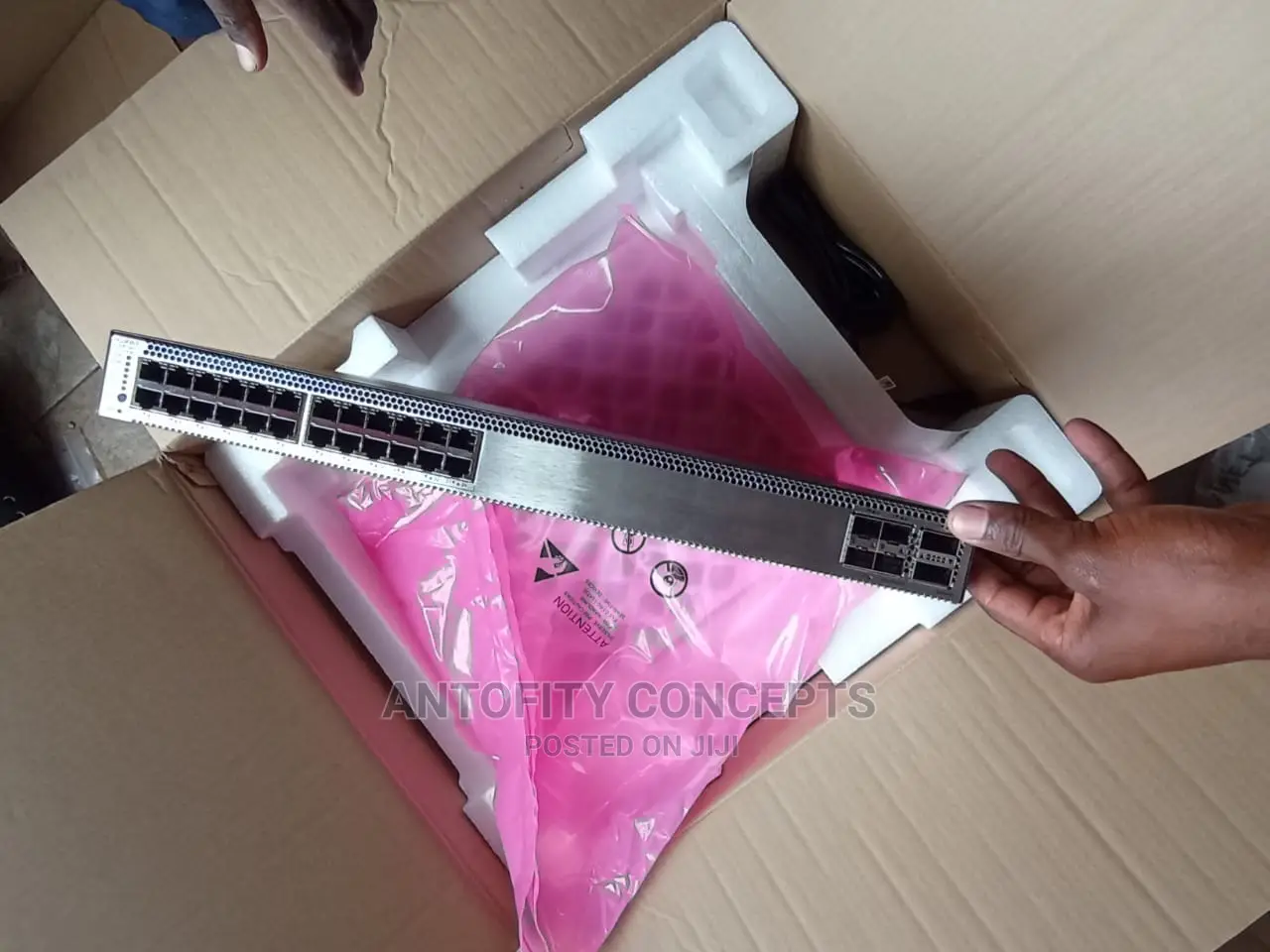 S5732-H24um2cc Huawei Switch 24port
