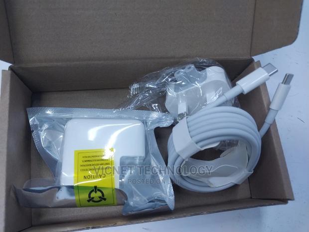 Fast Charge Macbook USB Type-C Chargers - thumbnail 2