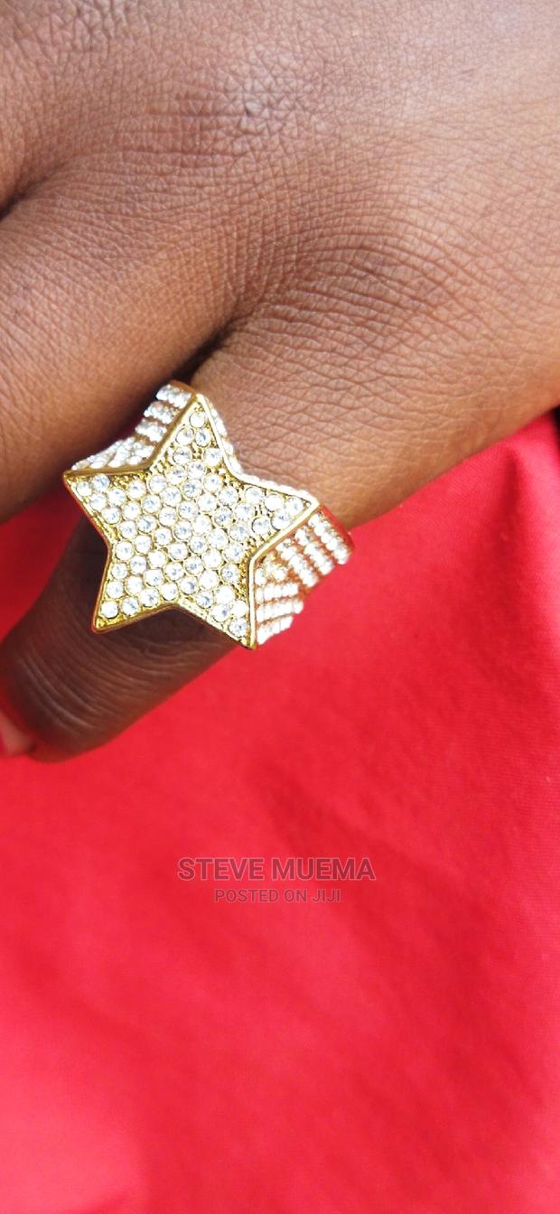 Star Iced Ring - thumbnail 2