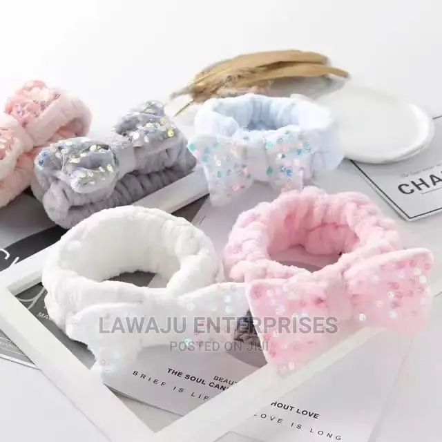 Cute Sequine Bow Plus Hairband