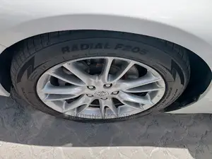 Nissan Skyline 2016 White