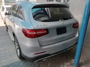 Mercedes-Benz GLC-Class 2016 Silver
