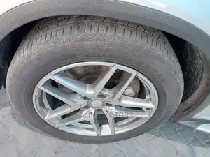 Mercedes-Benz GLC-Class 2016 Silver