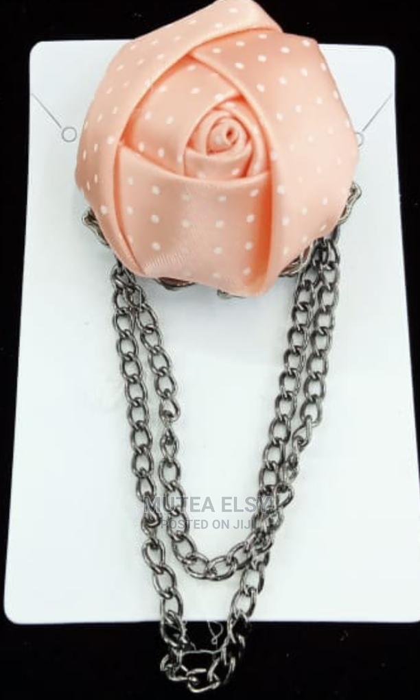 Coloured Lapel Chains - thumbnail 6