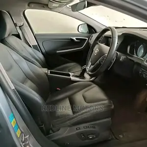 Volvo V60 2016 Gray