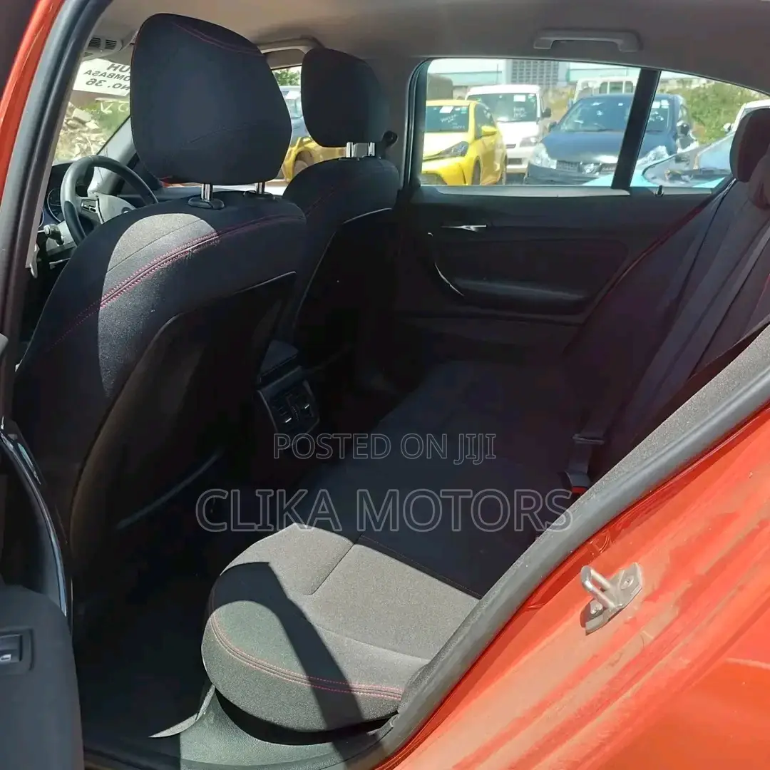 BMW 116i 2016 Red
