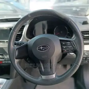 Subaru Legacy 2016 Red