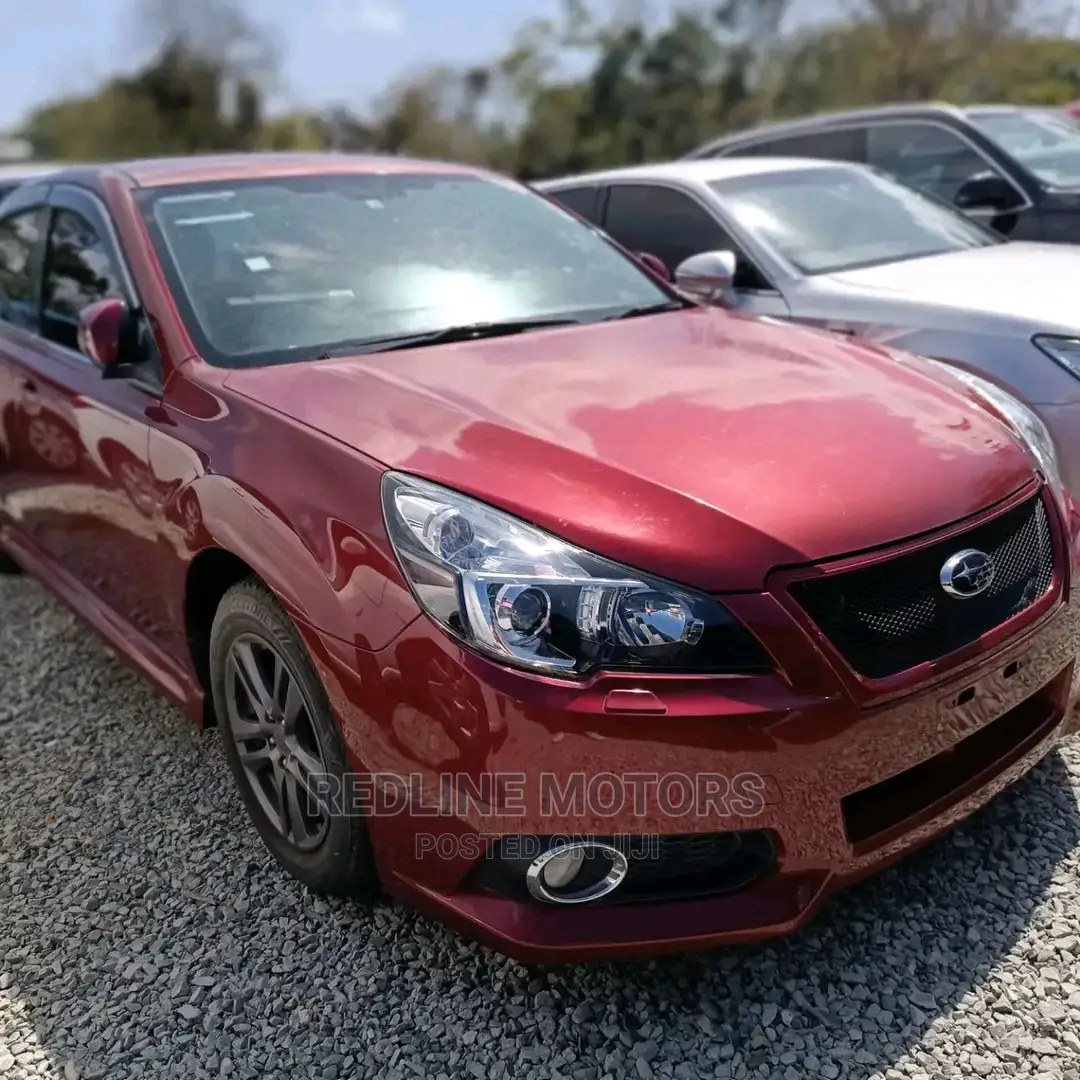 Subaru Legacy 2016 Red