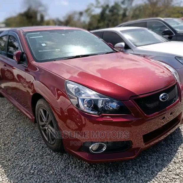 Subaru Legacy 2016 Red - main view