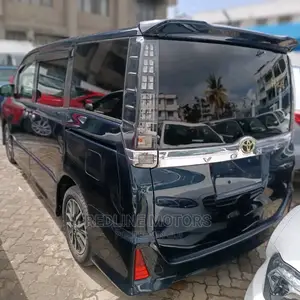 Toyota Voxy 2016 Black