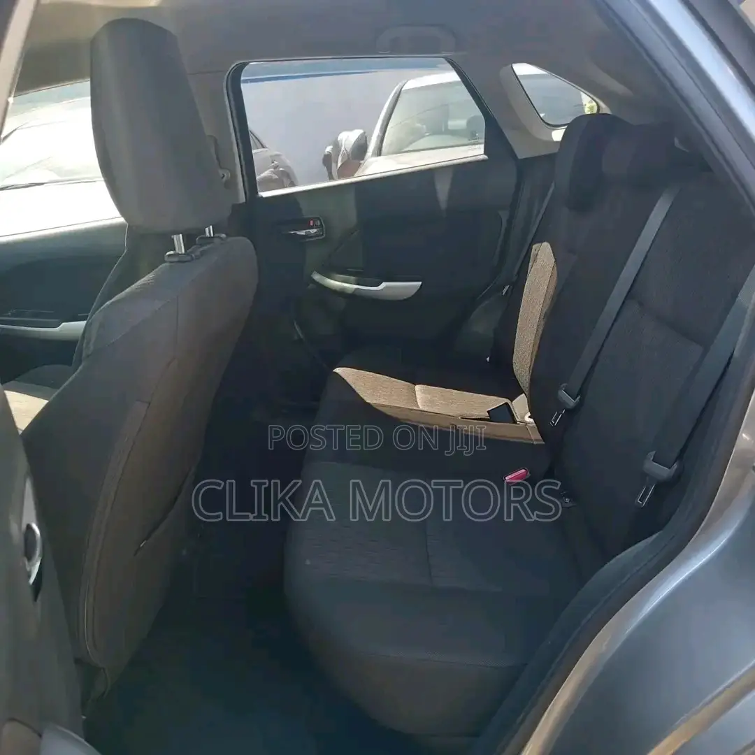Suzuki Baleno 2016 Gray