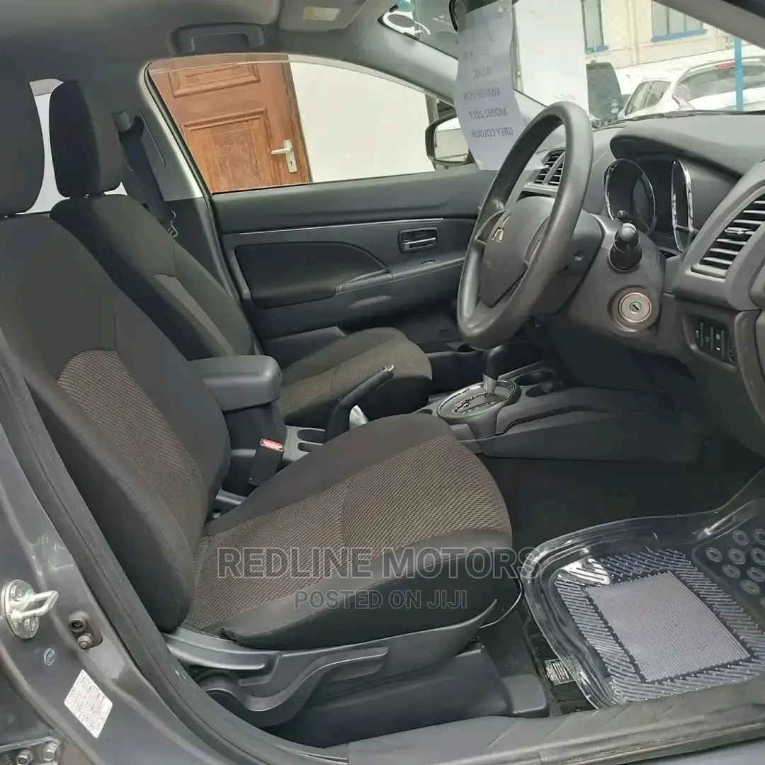 Mitsubishi RVR 2017 Gray