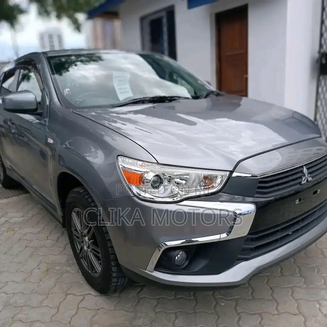 Mitsubishi RVR 2017 Gray
