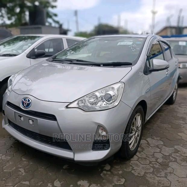 Toyota Aqua 2016 Silver