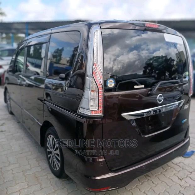Nissan Serena 2016 Btown - thumbnail 2