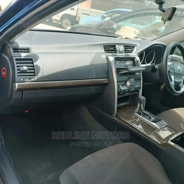 Toyota Mark X 2016 Blue - thumbnail 2