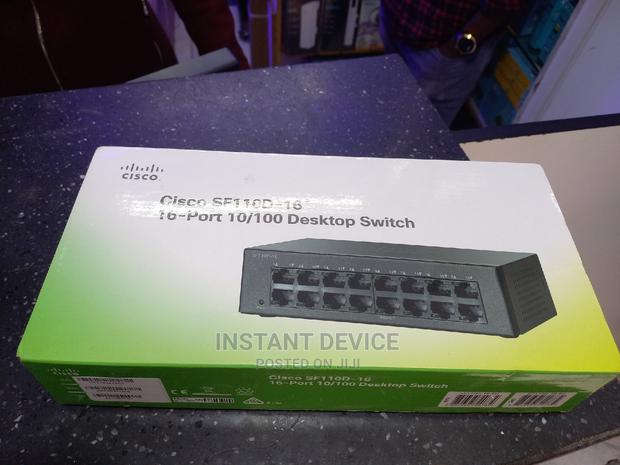 Cisco 16 Port Desktop Switch - thumbnail 2