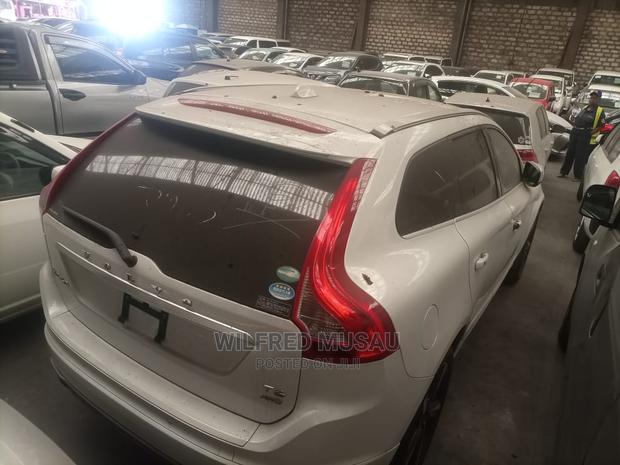 Volvo XC60 2016 White - thumbnail 6