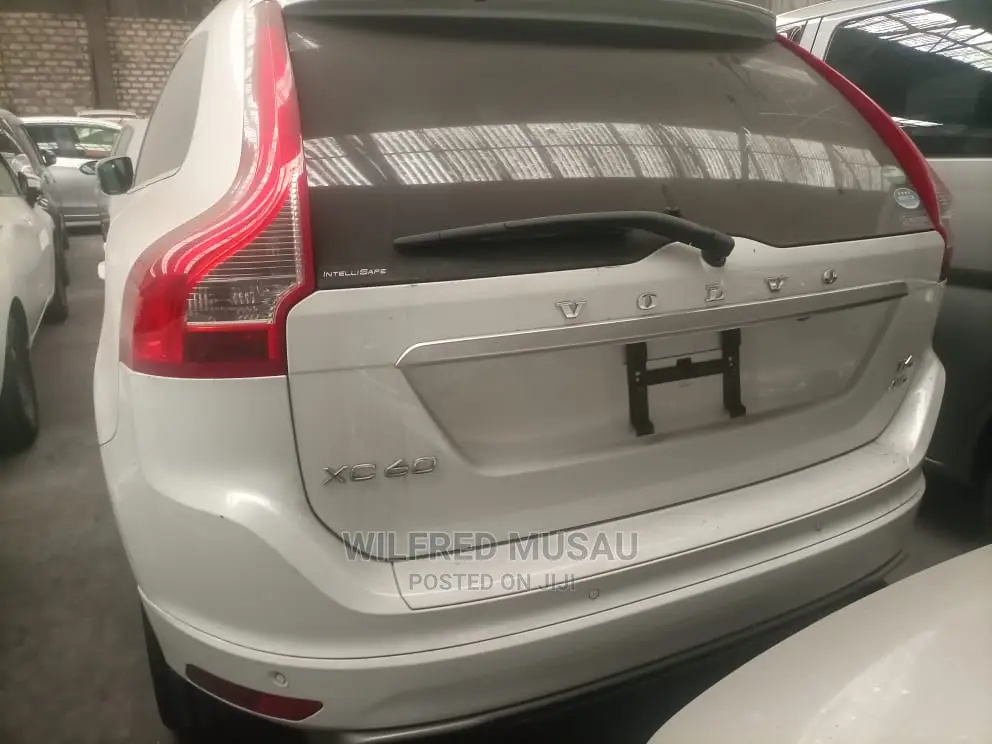 Volvo XC60 2016 White