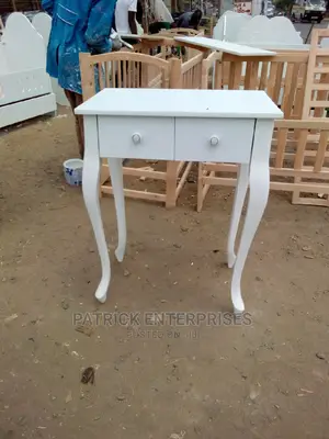 Morden Console Table