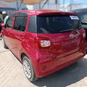 Toyota Passo 2016 Red