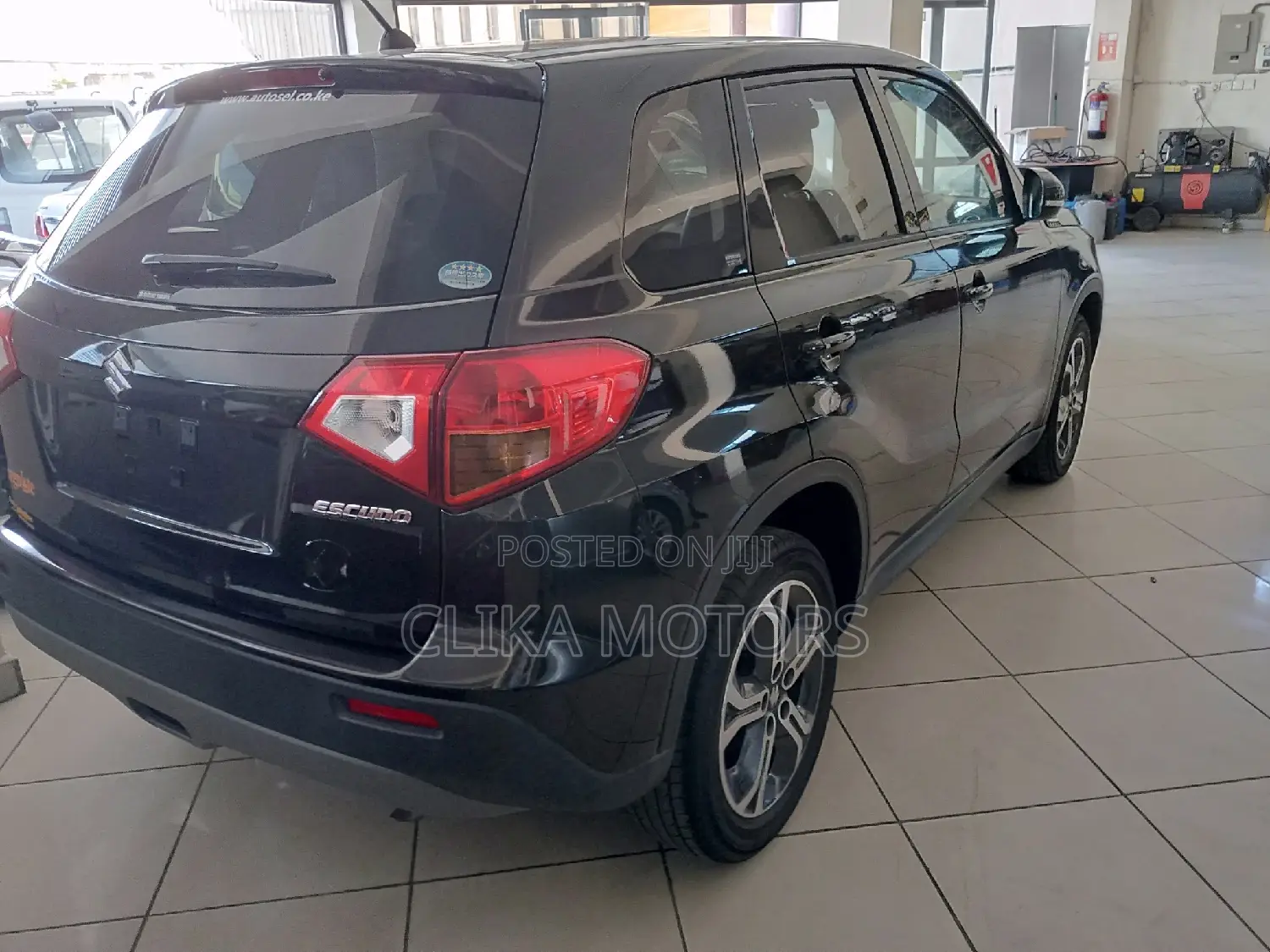 Suzuki Escudo 2016 Black