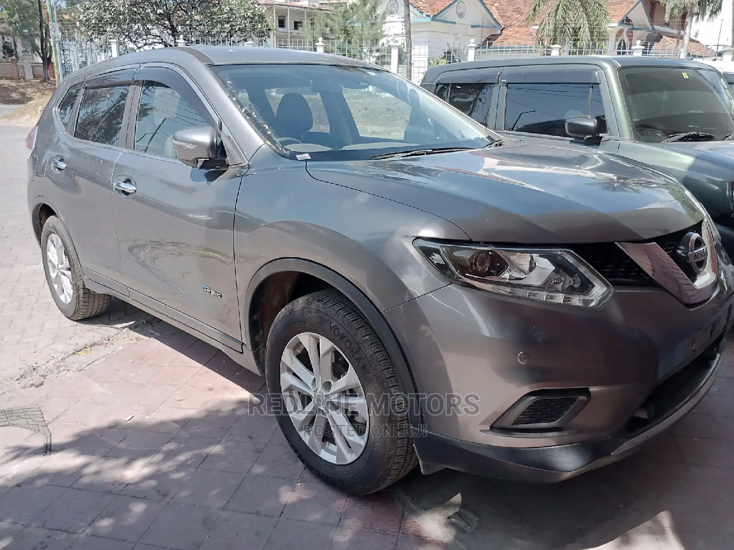 Nissan X-Trail 2016 Gray