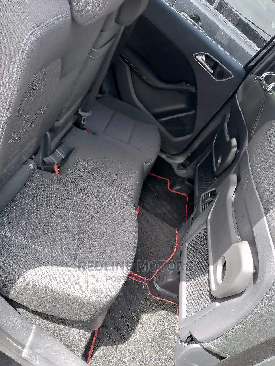 Mercedes-Benz B-Class Base B 250e 2016 Matt Black