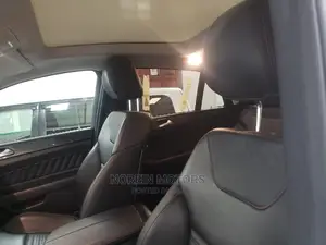 Mercedes-Benz GLE-Class 2017 White