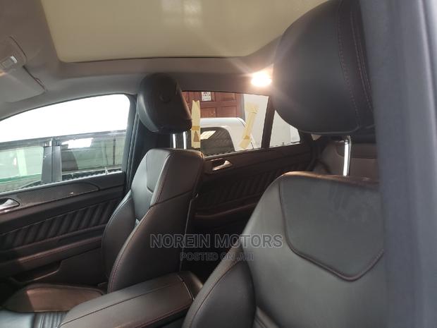 Mercedes-Benz GLE-Class 2017 White - thumbnail 4