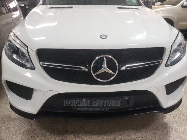 Mercedes-Benz GLE-Class 2017 White - thumbnail 3