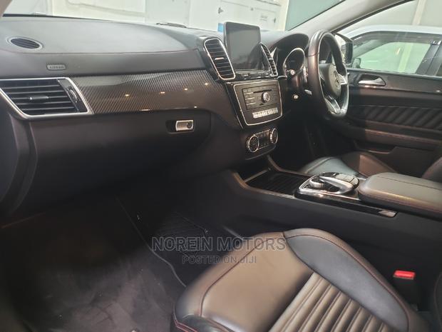 Mercedes-Benz GLE-Class 2017 White - thumbnail 6