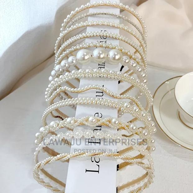 Slim Pearl Headband - thumbnail 3