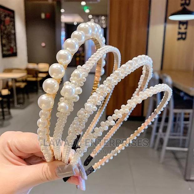 Slim Pearl Headband - main view