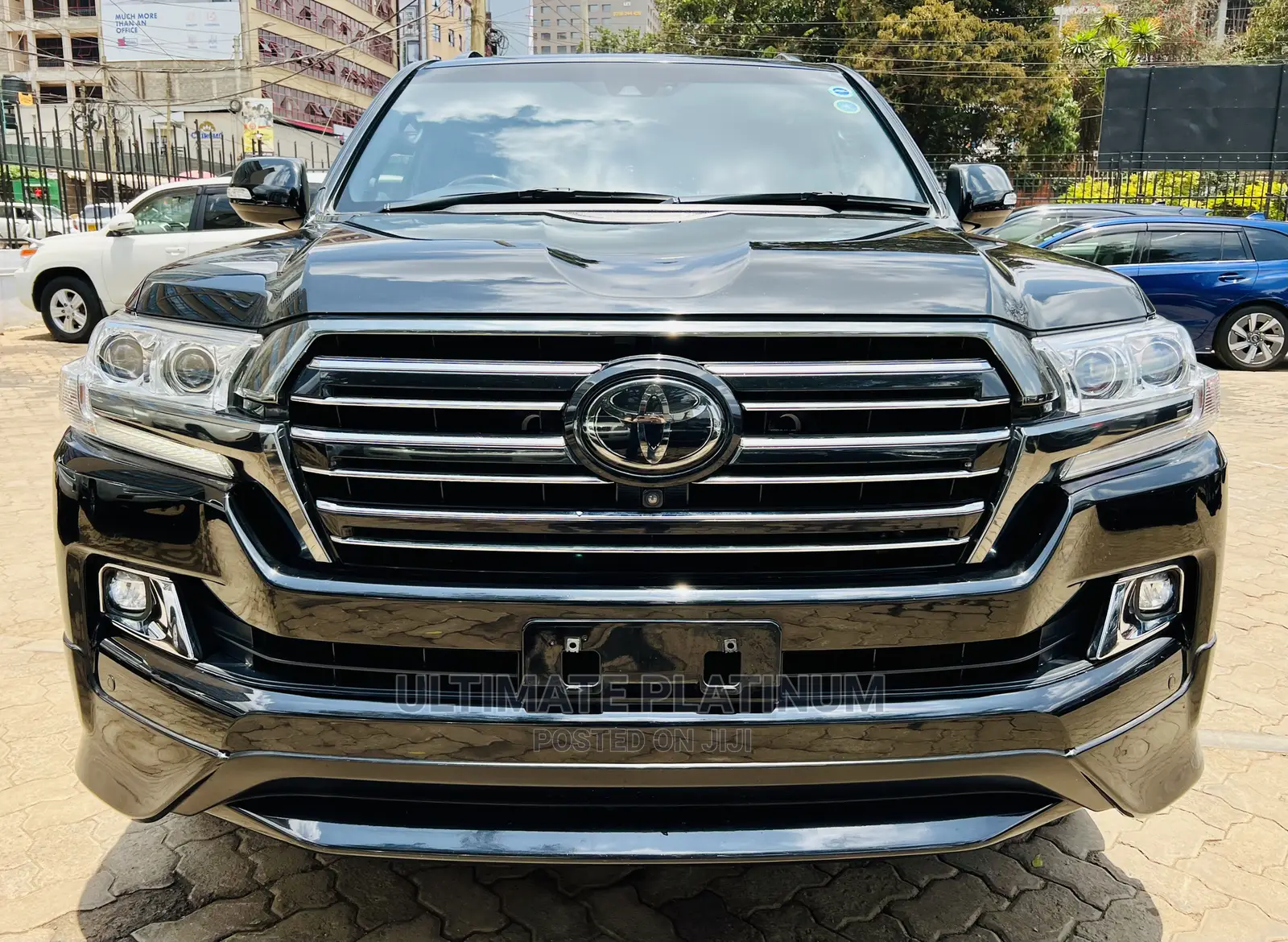 Toyota Land Cruiser 4.6 V8 ZX 2019 Black