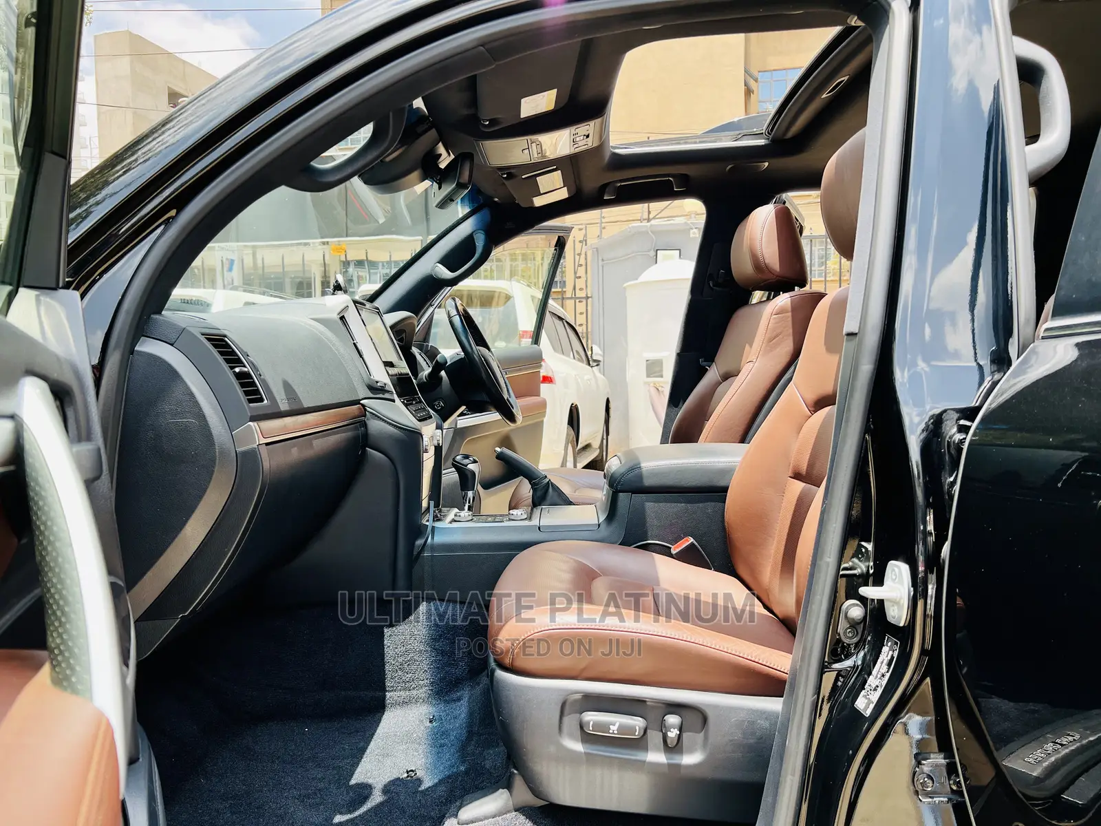 Toyota Land Cruiser 4.6 V8 ZX 2019 Black