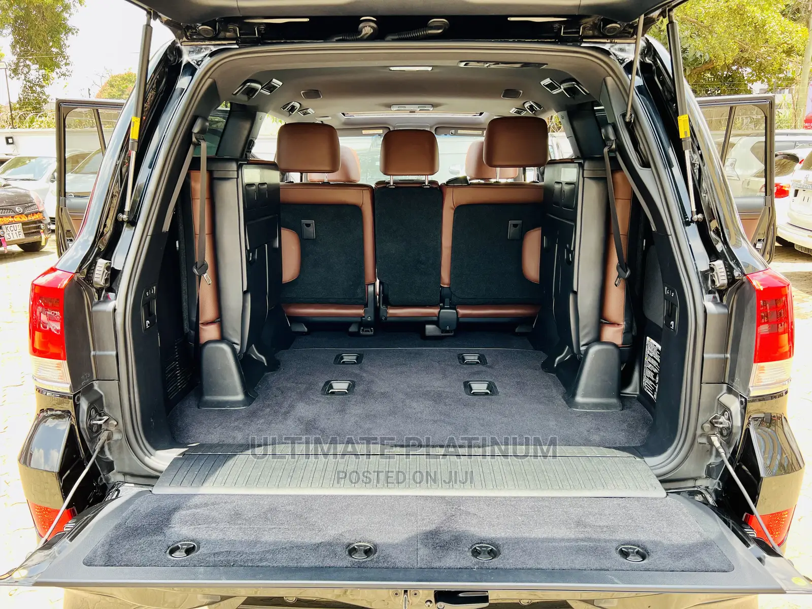 Toyota Land Cruiser 4.6 V8 ZX 2019 Black