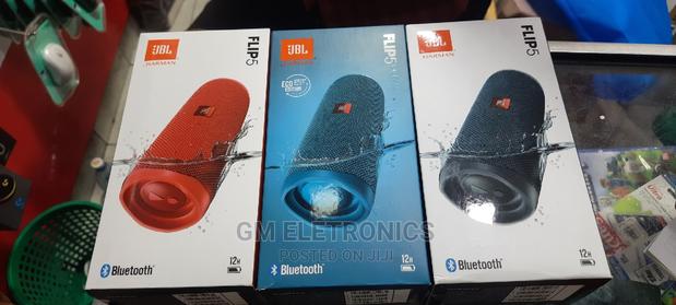 Flip 5 Portable Bluetooth Speaker. - main view
