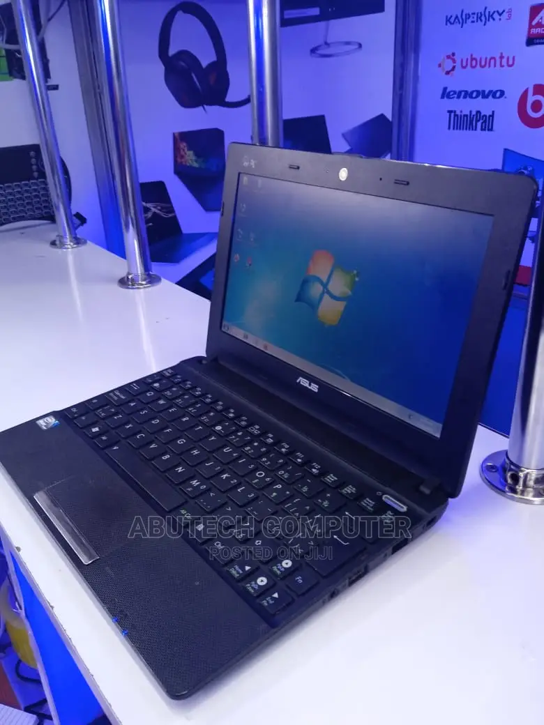 Laptop Asus Eee PC X101CH 1GB Intel Atom HDD 320GB