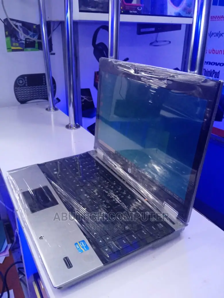 Laptop HP EliteBook 8440P 4GB Intel Core i7 HDD 500GB