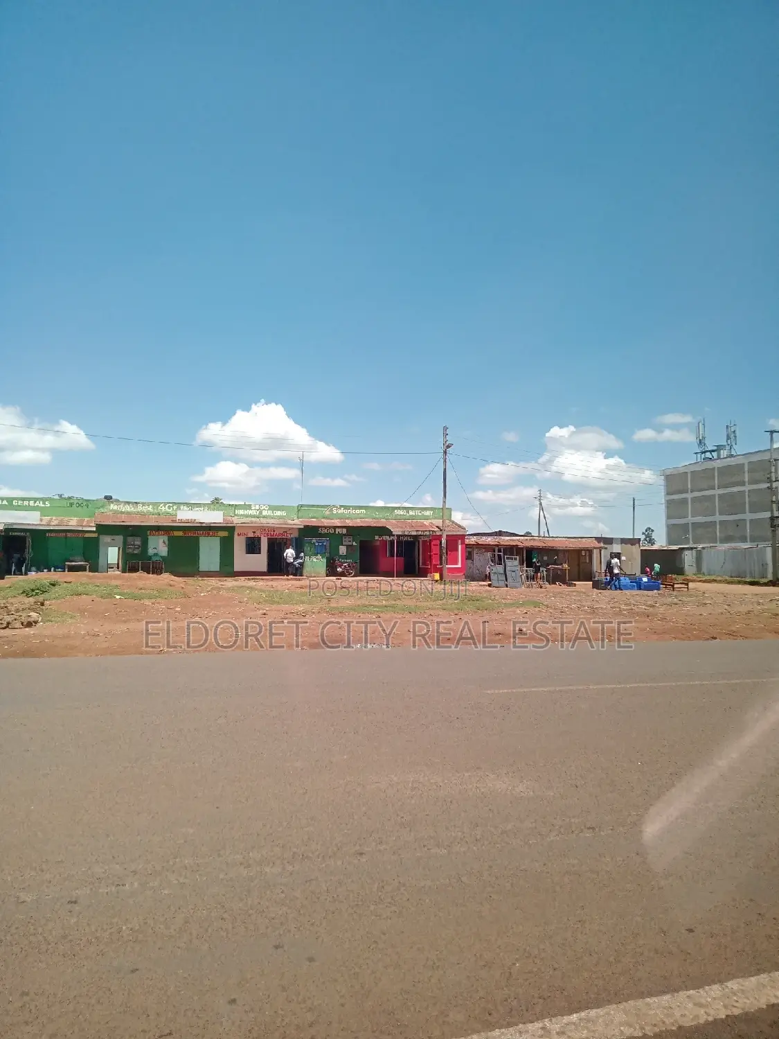 1/8 Plot Mti Moja Touching Tarmac