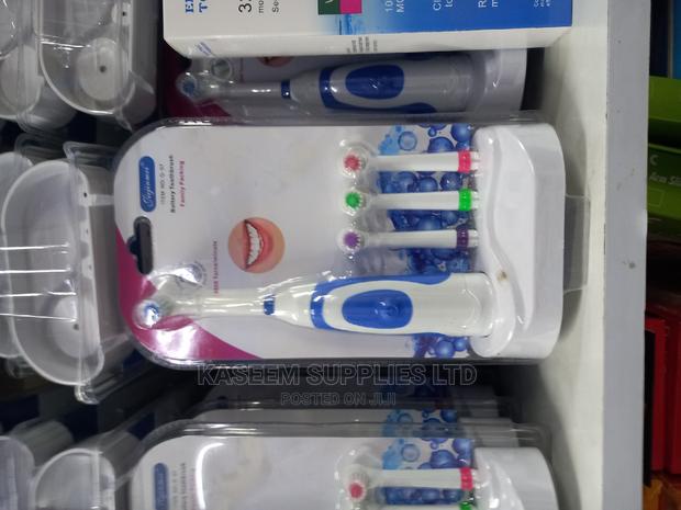 Electric Tooth Brush - main view