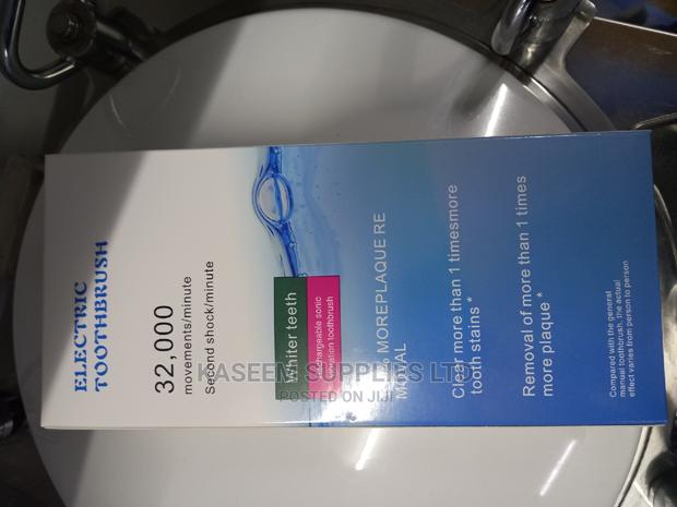 Rechargeble Electric Tooth Brush - main view