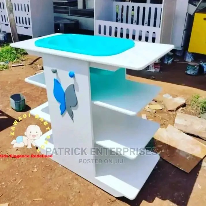 Baby Birth Station